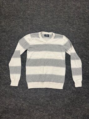Pull&Bear Men's V-Neck Sweater in Gray and White Stripes